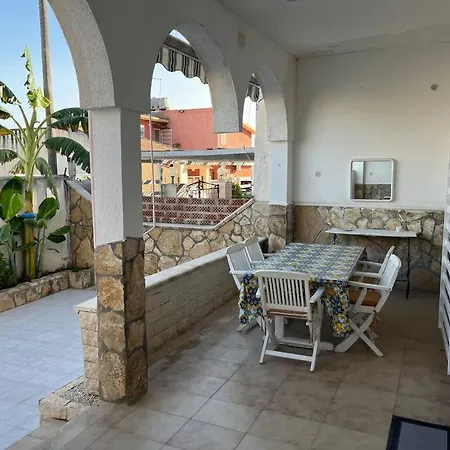 Holiday home Kamarina House
